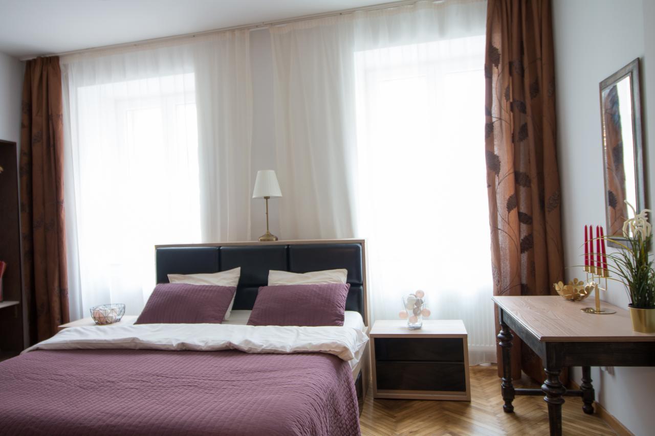 Poarta Schei Apartment บราชอฟ ภายนอก รูปภาพ
